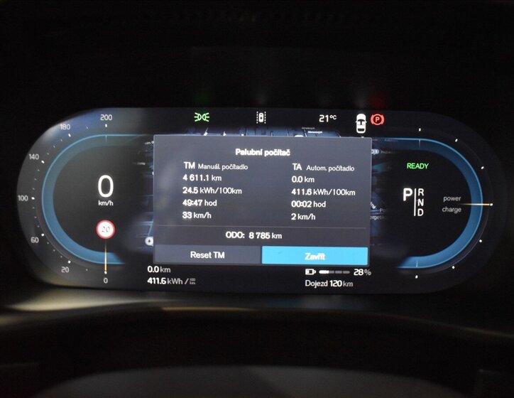 Volvo EX40 SUV / Terénní 0,0 185 kw