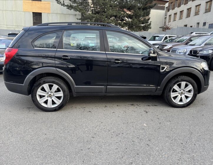Chevrolet Captiva SUV / Terénní 2,0 l 110 kw
