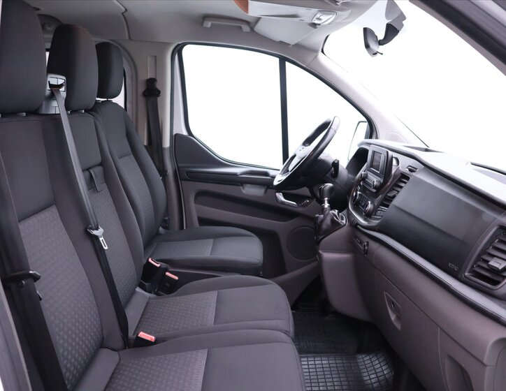 Ford Transit Custom Kombi 2,0 l 95 kw