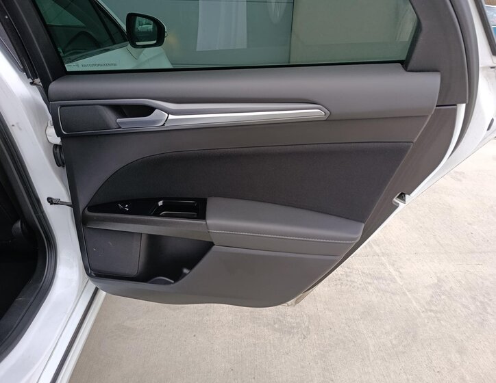 Ford Mondeo Kombi 2,0 l 110 kw