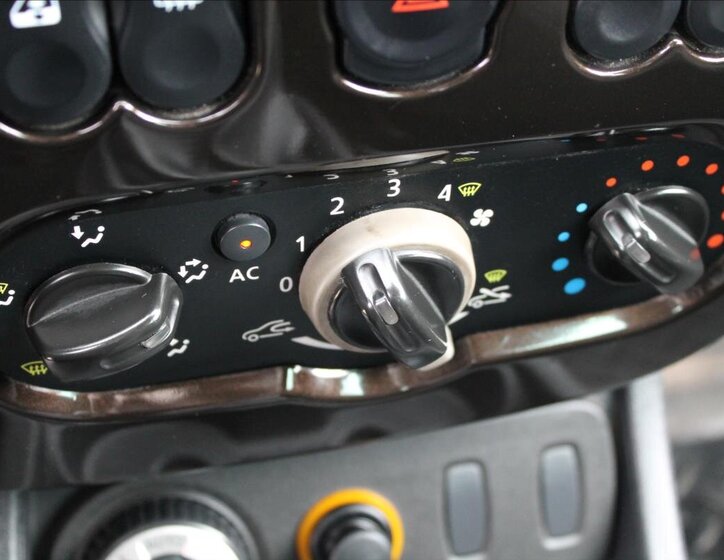 Dacia Duster SUV / Terénní 1,6 l 77 kw