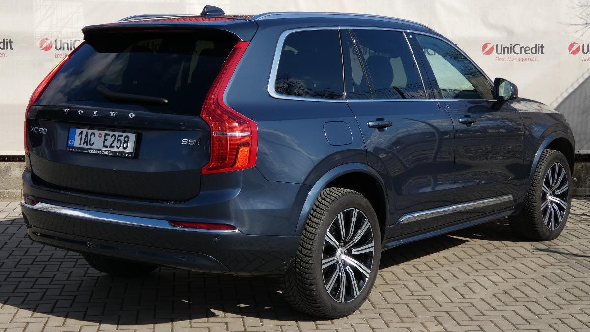 Volvo XC90 SUV / Terénní 2,0 l 173 kw