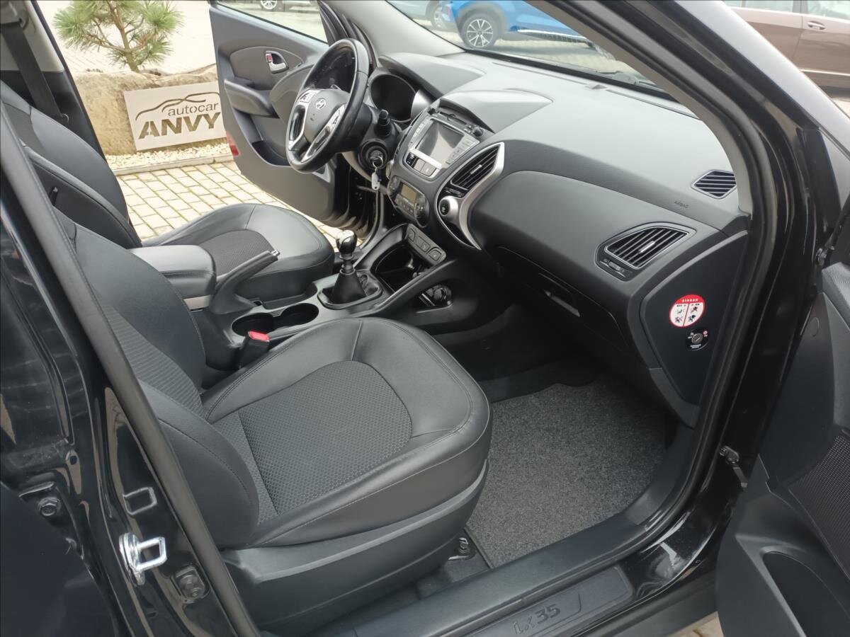 Hyundai ix35 SUV / Terénní 2,0 l 100 kw
