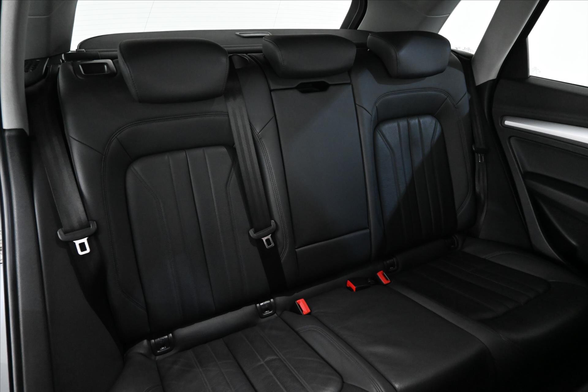 Audi Q5 SUV / Terénní 2,0 l 140 kw