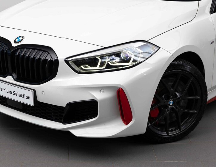 BMW Řada 1 Hatchback 2,0 l 195 kw