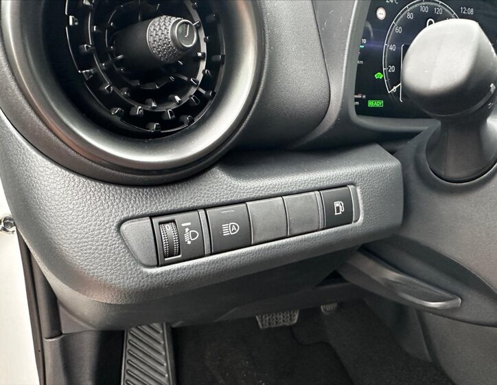 Toyota C-HR Hatchback 1,8 l 72 kw