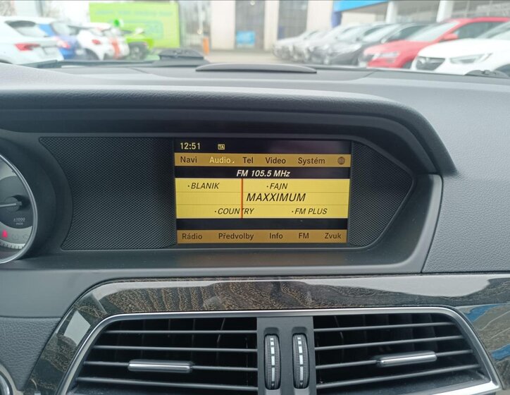 Mercedes-Benz Třídy C Kombi 2,1 l 150 kw