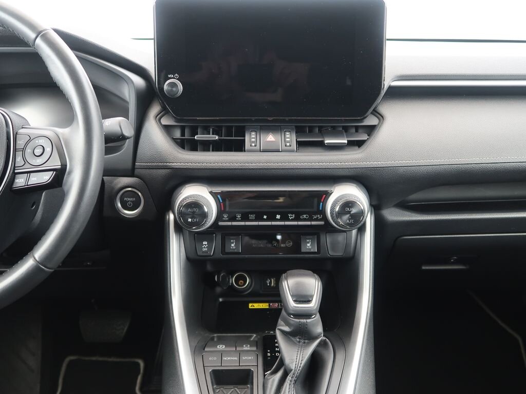 Toyota RAV4 SUV / Terénní 2,5 l 131 kw