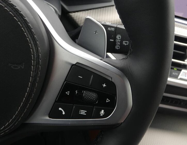 BMW X5 SUV / Terénní 3,0 l 250 kw