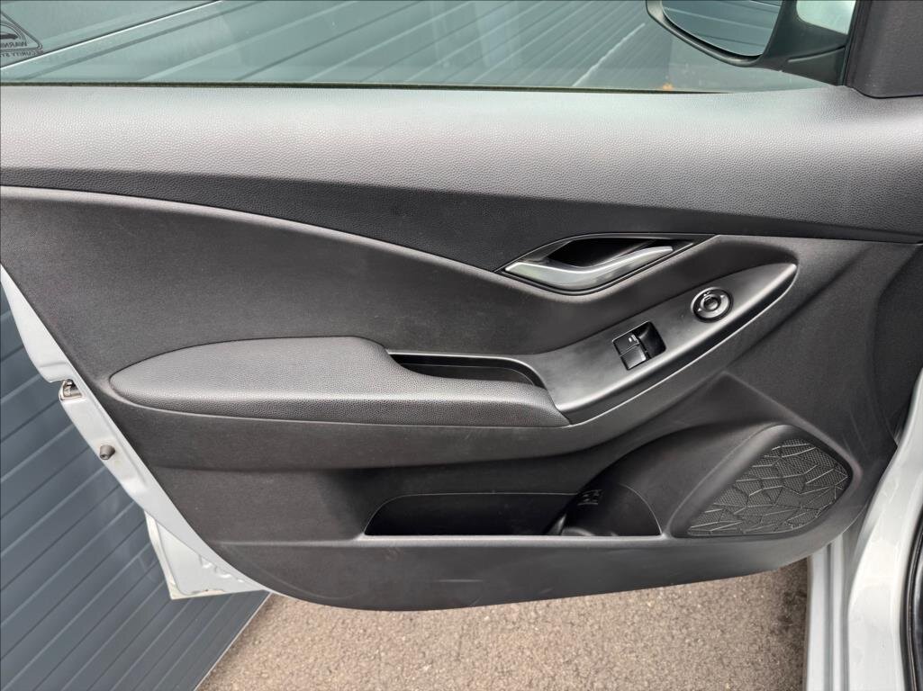 Hyundai ix20 MPV 1,4 l 66 kw