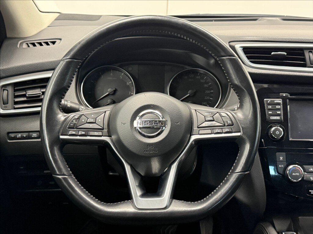 Nissan Qashqai SUV / Terénní 1,2 l 85 kw