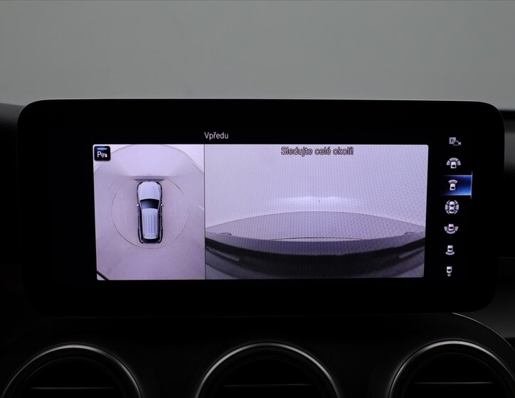 Mercedes-Benz GLC 32