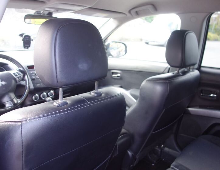 Mitsubishi Outlander 20