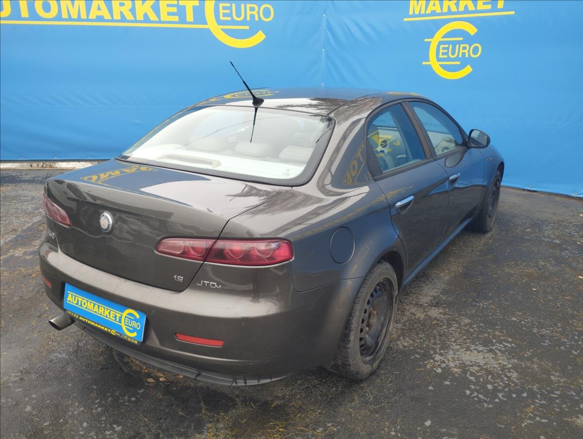 Alfa Romeo 159 Sedan 1,9 l 110 kw