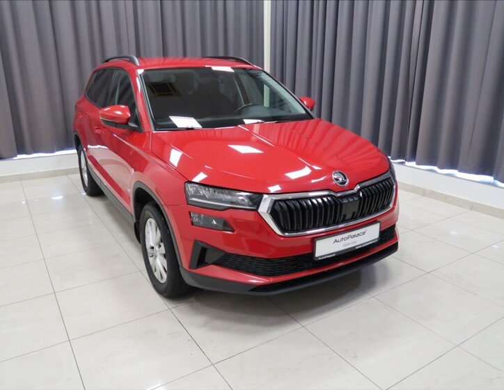 Škoda Karoq SUV 1,5 l 110 kw