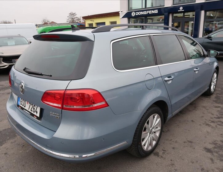 Volkswagen Passat Kombi 2,0 l 103 kw