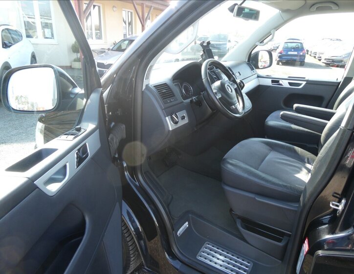 Volkswagen Multivan Ostatní 2,0 l 132 kw