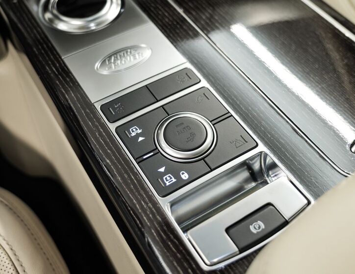 Land Rover Range Rover 14