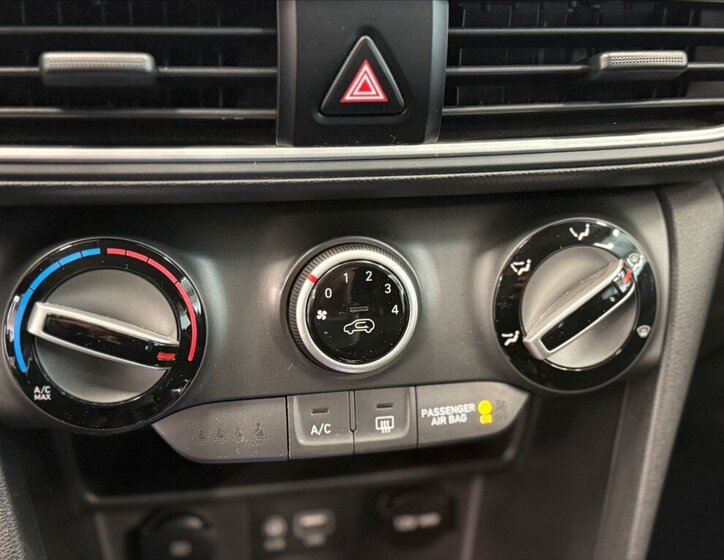 Hyundai Kona SUV / Terénní 1,6 l 130 kw