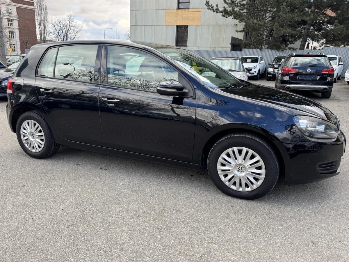 Volkswagen Golf Hatchback 1,6 l 77 kw