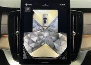 Volvo XC90 SUV / Terénní 2,0 l 335 kw