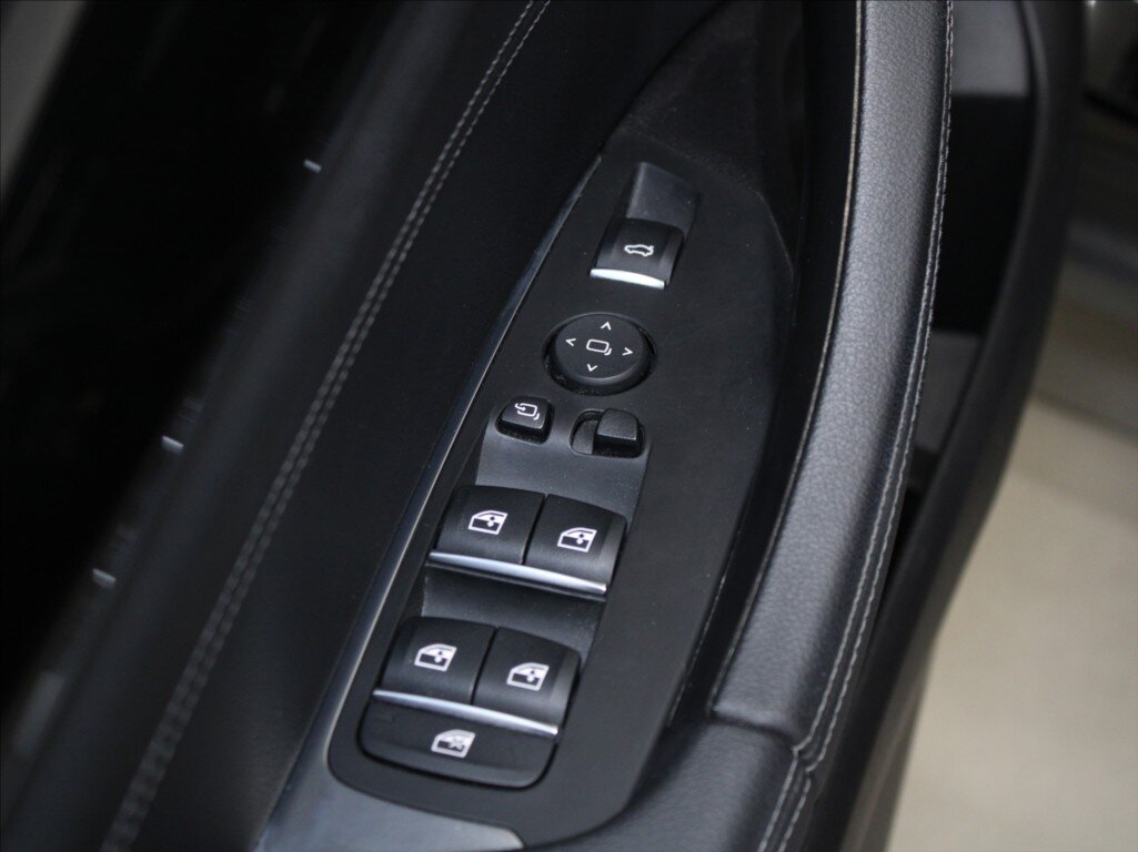 BMW X3 SUV / Terénní 2,0 l 215 kw