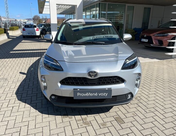 Toyota Yaris Cross SUV / Terénní 1,5 l 68 kw