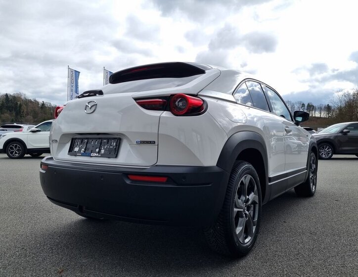 Mazda MX-30 SUV / Terénní 0,0 107 kw