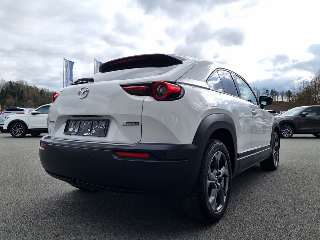 Mazda MX-30 SUV / Terénní 0,0 107 kw