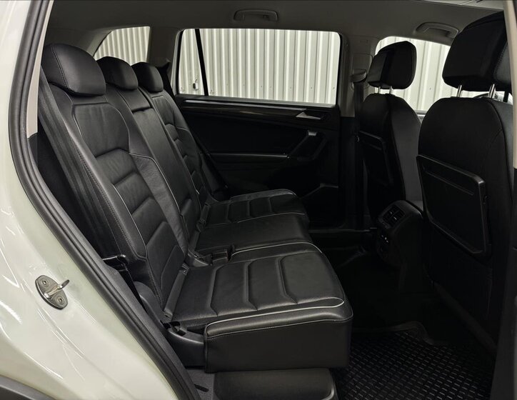 Volkswagen Tiguan Allspace SUV / Terénní 2,0 l 140 kw