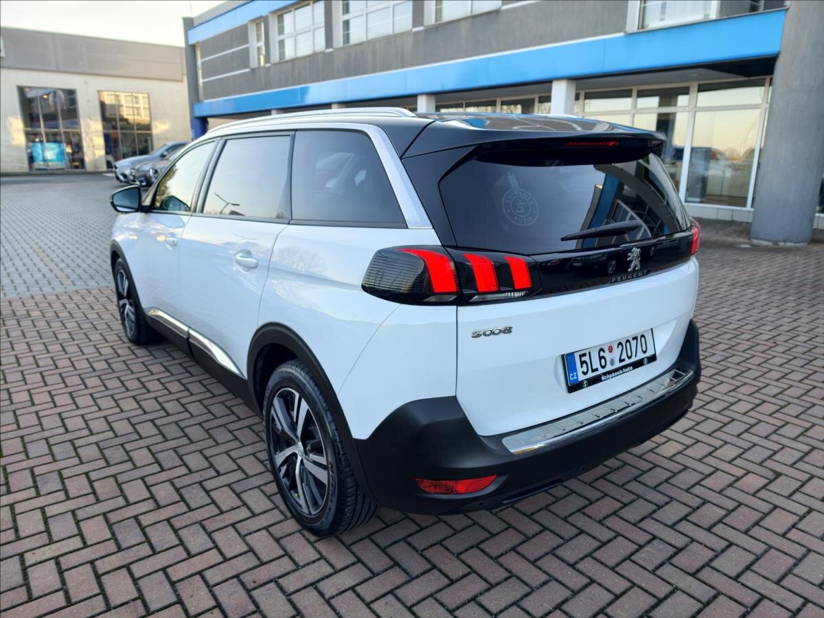 Peugeot 5008 MPV 1,6 l 88 kw