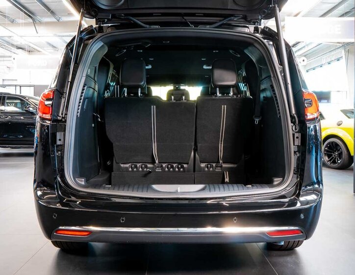 Chrysler Pacifica MPV 3,6 l 221 kw