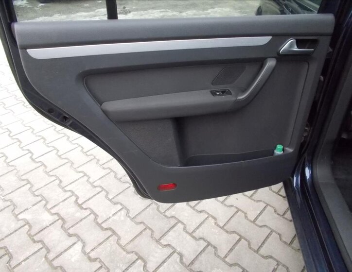 Volkswagen Touran MPV 2,0 l 103 kw