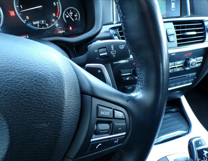 BMW X4 Sedan / Limuzína 3,0 l 190 kw