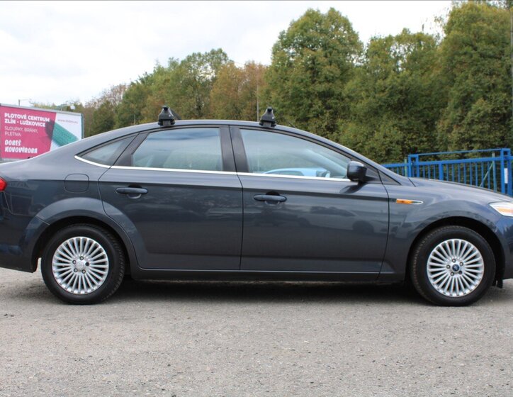 Ford Mondeo Liftback 2,0 l 103 kw