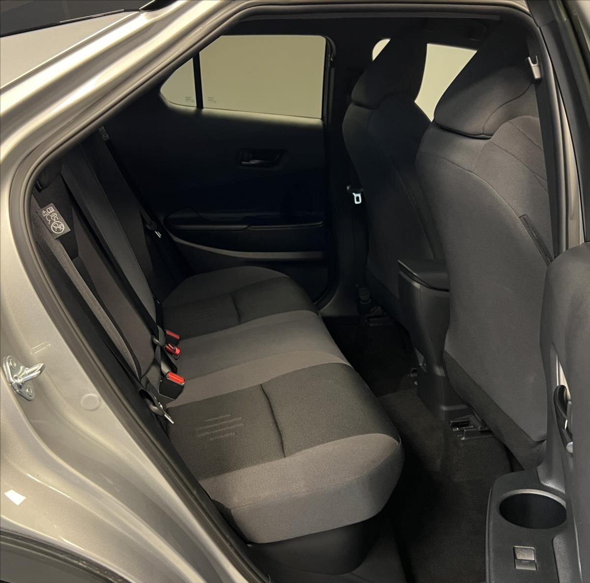 Toyota C-HR Hatchback 1,8 l 72 kw