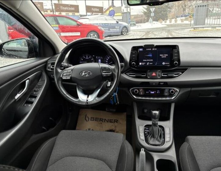 Hyundai i30 Kombi 998,0 88 kw