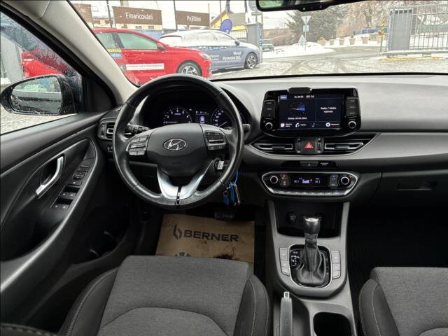 Hyundai i30 Kombi 998,0 88 kw