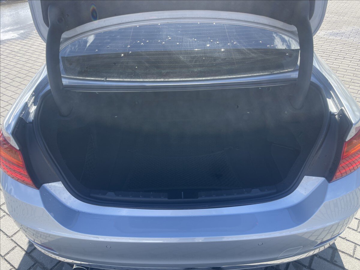 BMW Řada 4 Kupé 2,0 l 140 kw