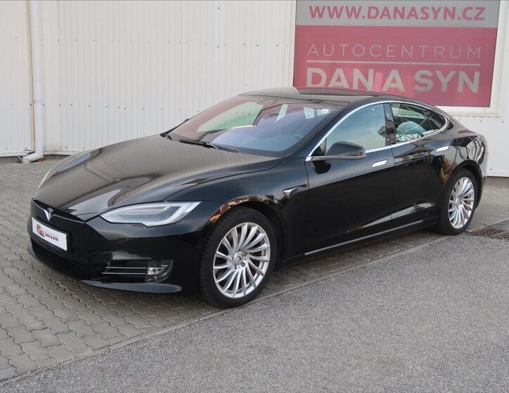 Tesla Model S Hatchback 0,0 310 kw