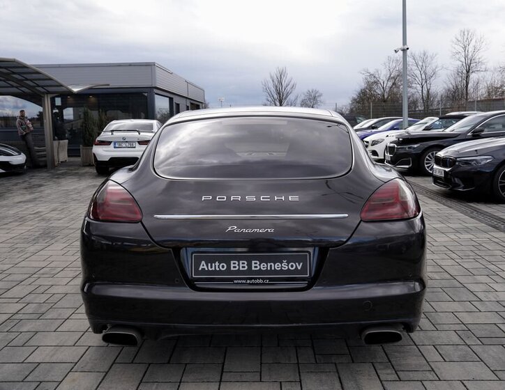 Porsche Panamera Sedan 3,6 l 220 kw