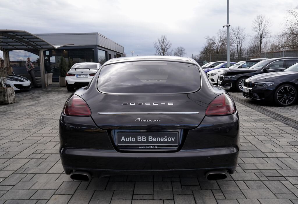Porsche Panamera Sedan 3,6 l 220 kw