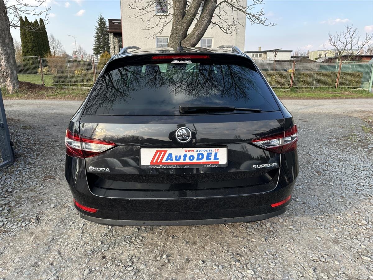 Škoda Superb Kombi 2,0 l 140 kw