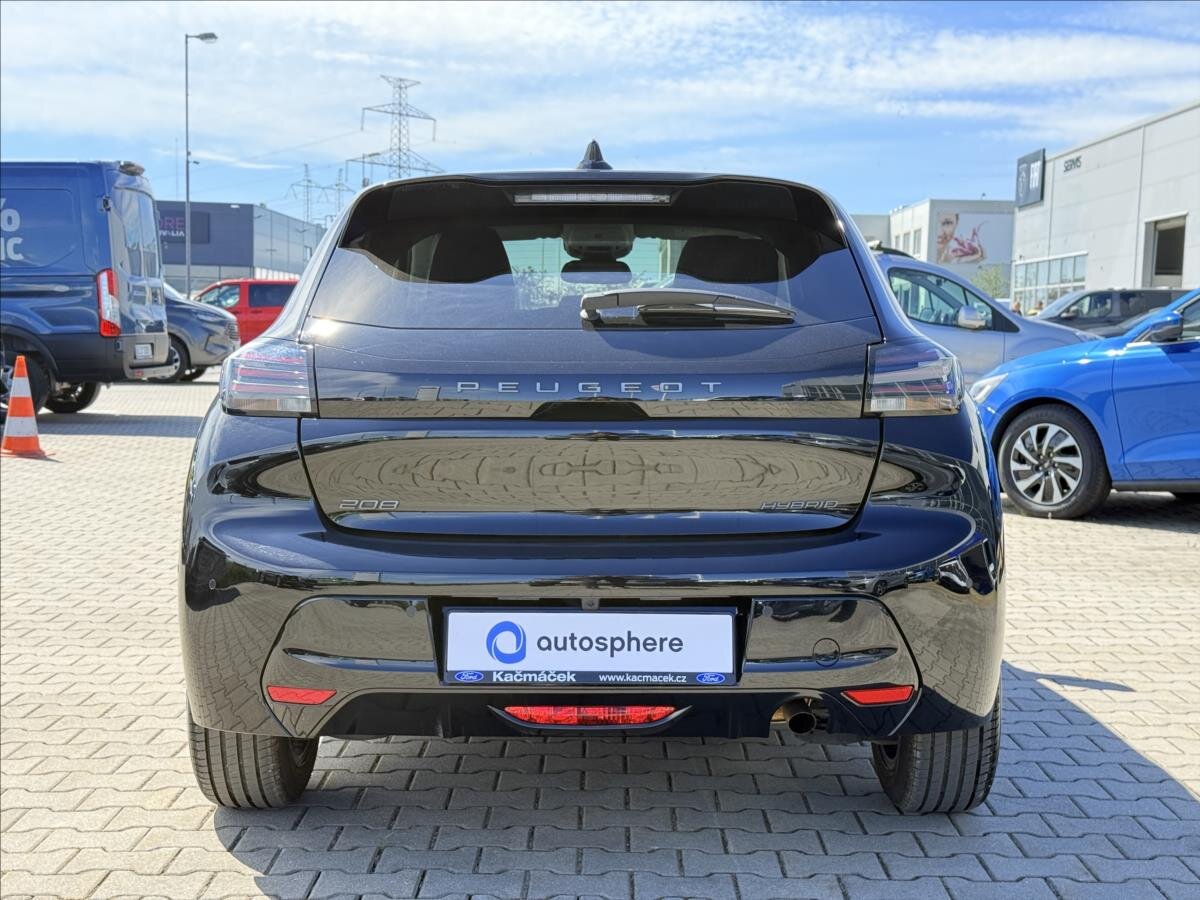 Peugeot 208 Hatchback 1,2 l 74 kw