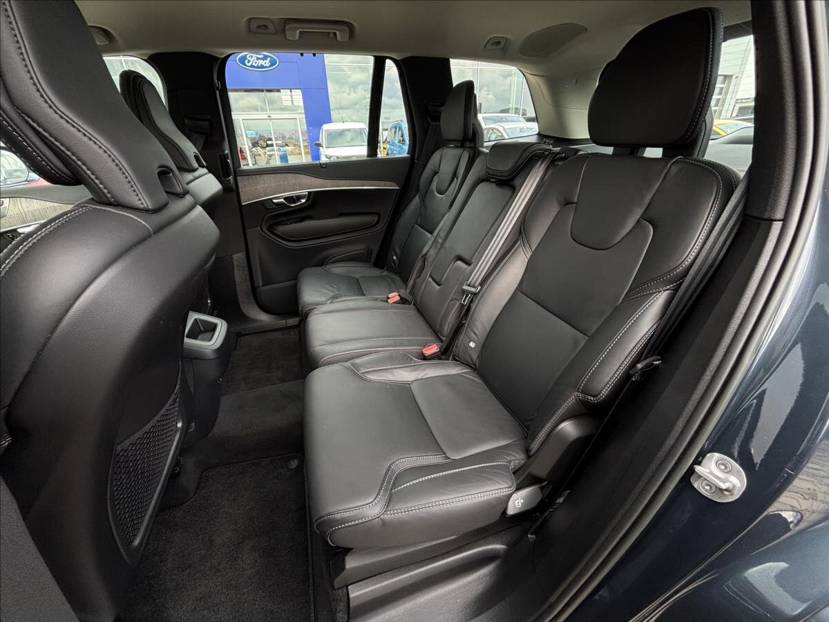 Volvo XC90 SUV 2,0 l 173 kw