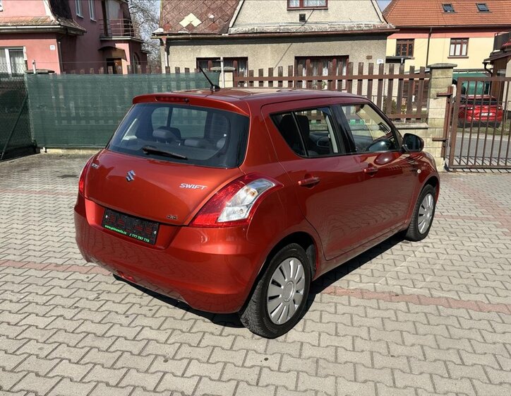 Suzuki Swift Hatchback 1,2 l 69 kw