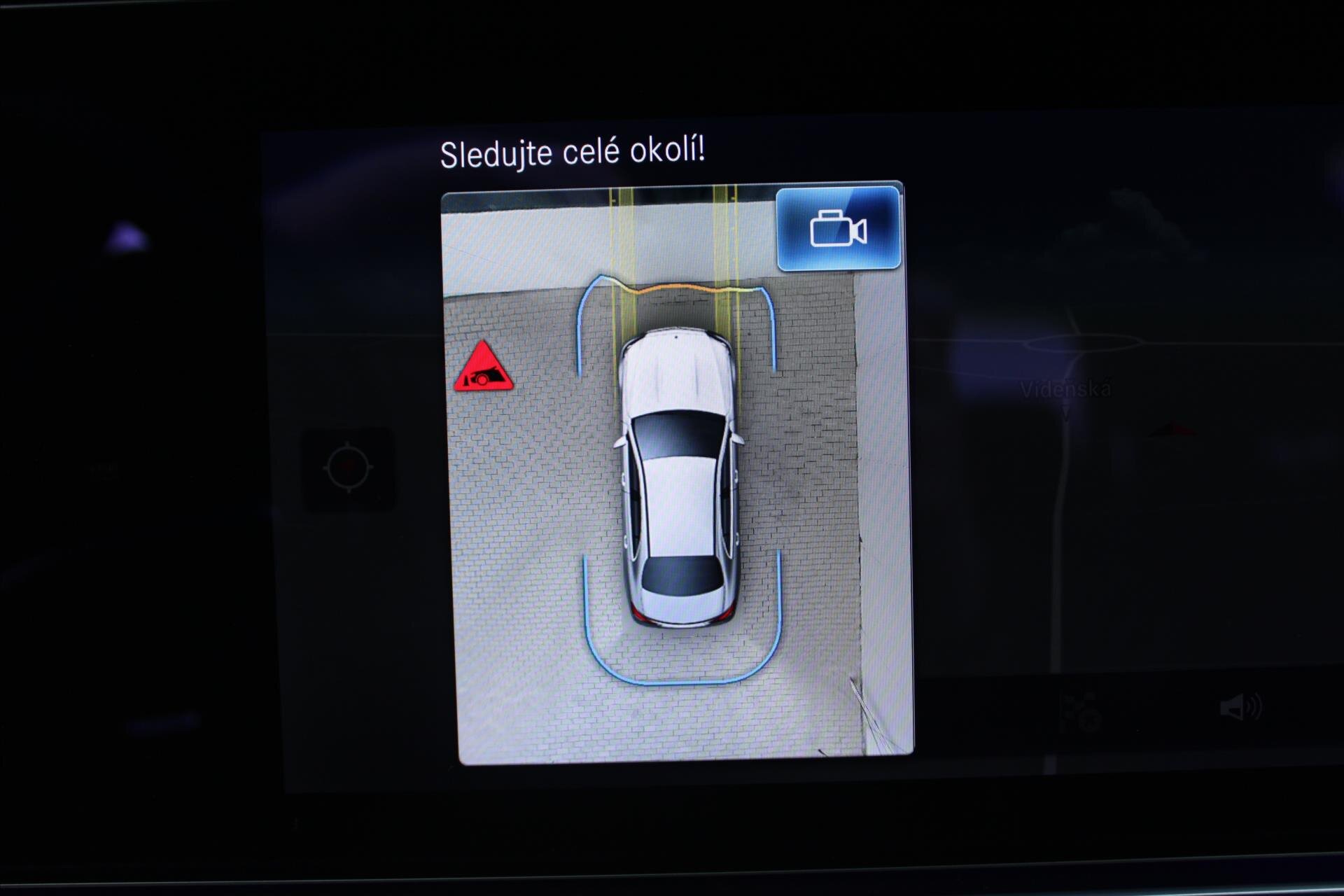 Mercedes-Benz Třídy E Sedan / Limuzína 2,0 l 143 kw