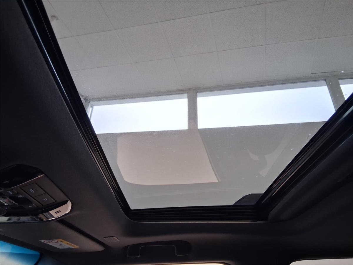 Toyota Land Cruiser SUV 2,8 l 151 kw