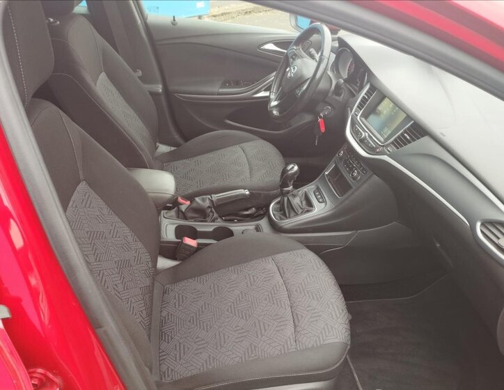 Opel Astra Kombi 999,0 77 kw