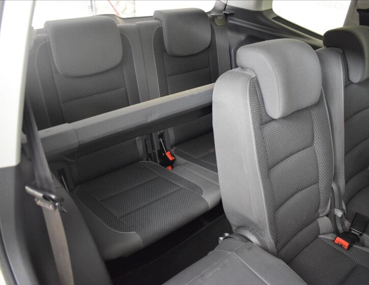 Volkswagen Touran MPV 1,4 l 103 kw